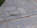 Granitplattor till poolområde i Romanum mönster